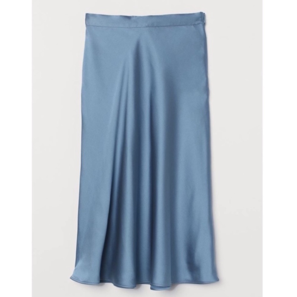 HM calf length satin skirt, sz 6, cornflower blue